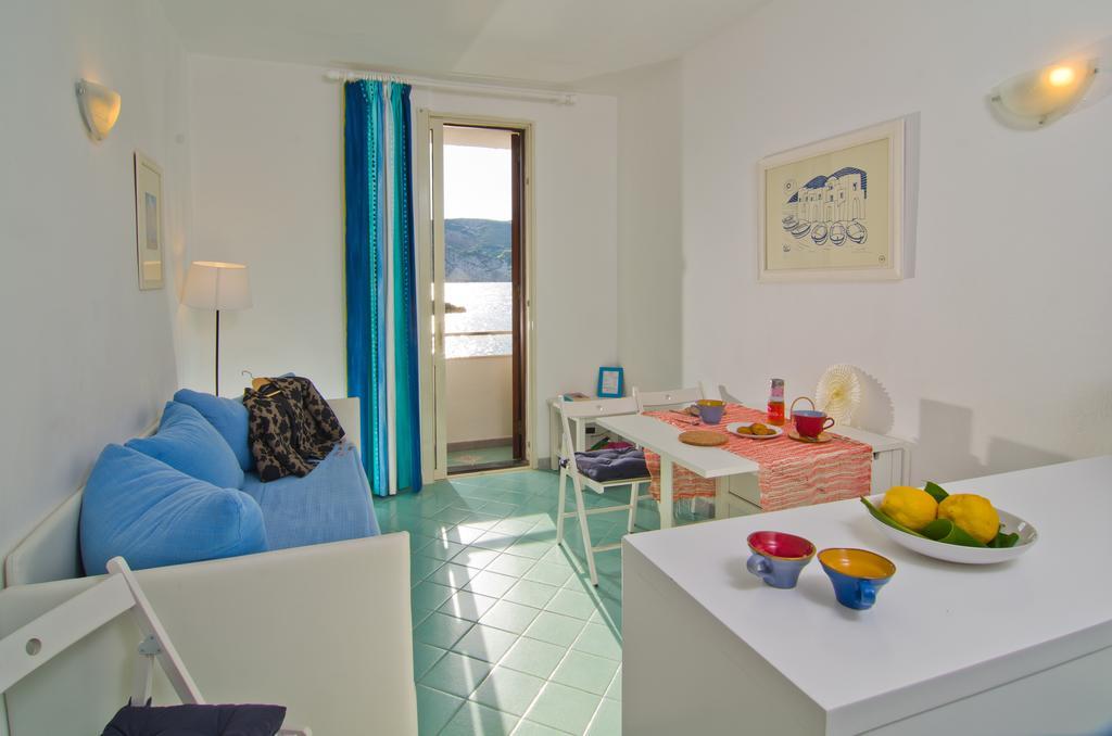 Appartamenti Le Pleiadi - Sant'Angelo D'Ischia Sant'Angelo (Isola d'Ischia) Quarto foto