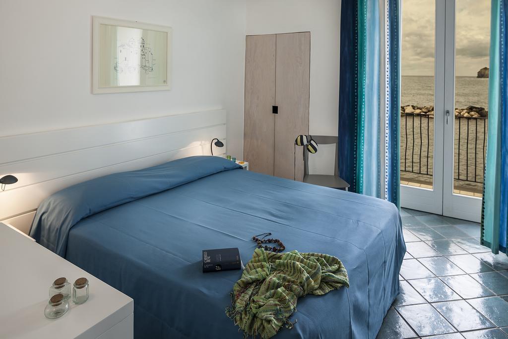 Appartamenti Le Pleiadi - Sant'Angelo D'Ischia Sant'Angelo (Isola d'Ischia) Quarto foto